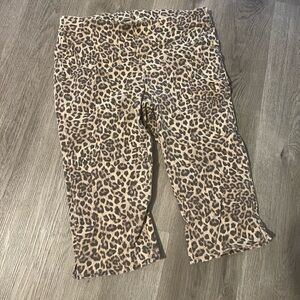 American Eagle Leopard Capris